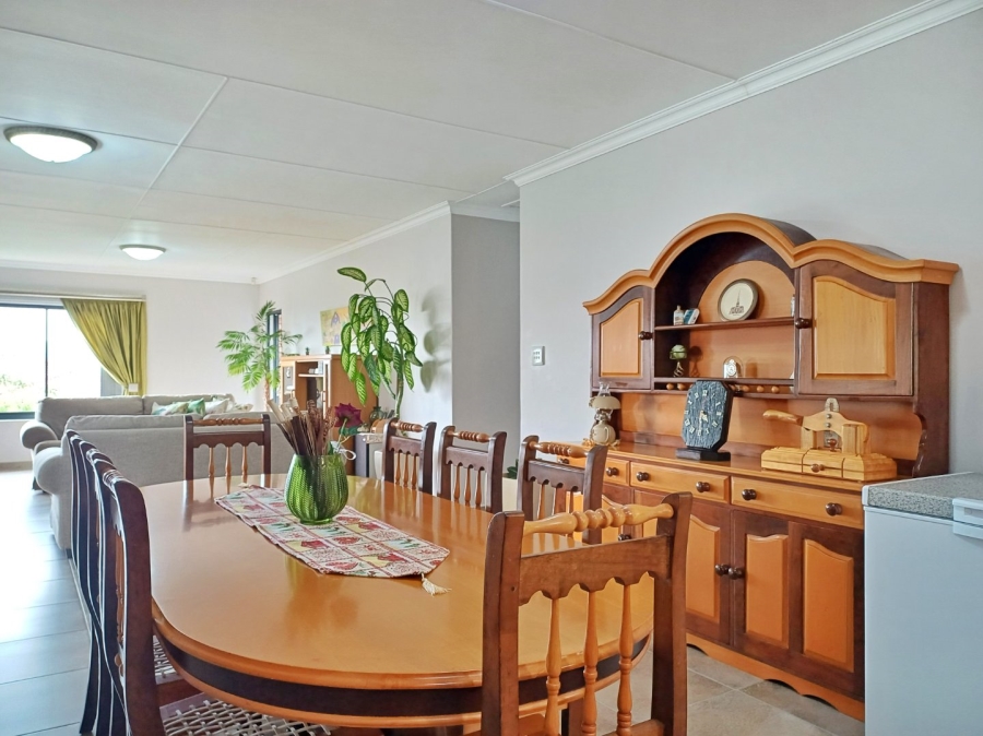 3 Bedroom Property for Sale in Reebok Western Cape
